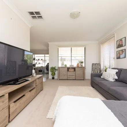 Image 8 - Torvean Avenue, Dubbo NSW 2830, Australia - Apartment for rent