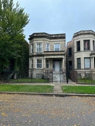 Buy this 7 bed house on 5706 South Peoria Street in Chicago, IL 60621