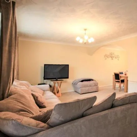 Image 3 - Linden Close, Royal Wootton Bassett, SN4 7HR, United Kingdom - House for rent