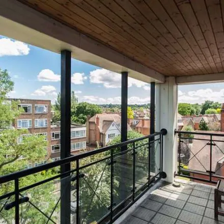 Rent this 2 bed apartment on 22 Palewell Park in London, SW14 8JG