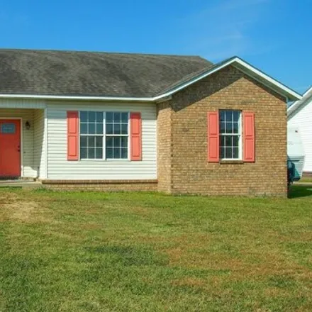 Buy this 3 bed house on 1706 South 10th Street in Paragould, AR 72450