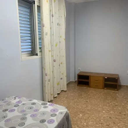 Rent this 4 bed apartment on Plaça Mare de Déu dels Socors in 9, 46900 Torrent