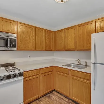 Rent this 1 bed apartment on 170 Newbrook Lane in Bay Shore, Islip