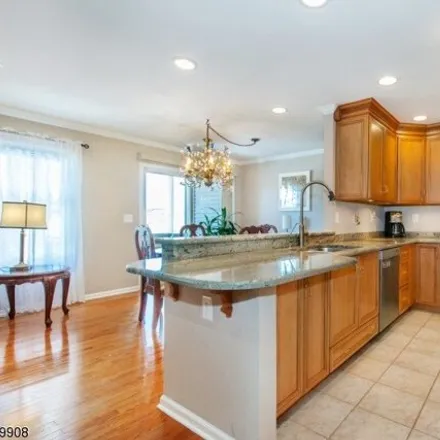 Buy this 3 bed condo on 76 Bramble Court in Hardyston Township, NJ 07419