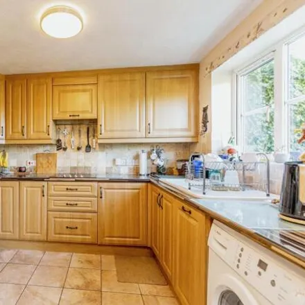 Image 5 - Plumtree Road, Worle, BS22 8NN, United Kingdom - House for sale