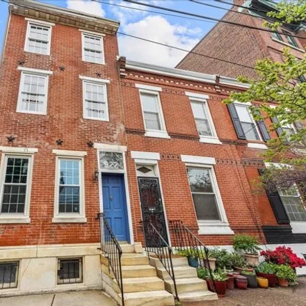 Rent this 3 bed house on 922 East Moyamensing Avenue in Philadelphia, PA 19148