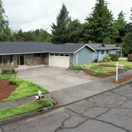 Image 2 - 99 NE Barnes Ave, Gresham, Oregon, 97030 - House for sale