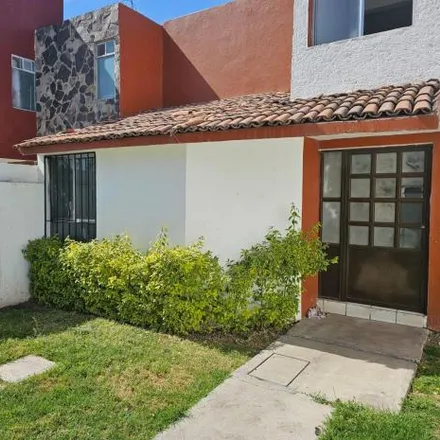Rent this 2 bed house on Calle Verano in 76803 San Juan del Río, QUE
