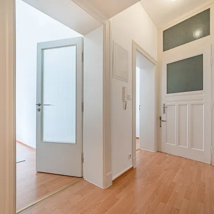 Image 7 - Saalburgallee, 60385 Frankfurt, Germany - Apartment for rent
