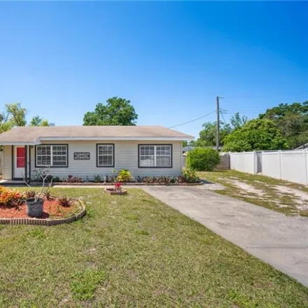 Buy this 3 bed house on 298 Rhea Circle in Fountain Heights, Lakeland