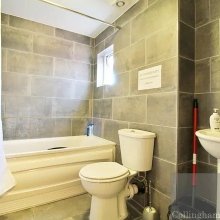 Image 7 - 20 Edinburgh Road, London, E13 9HS, United Kingdom - Room for rent