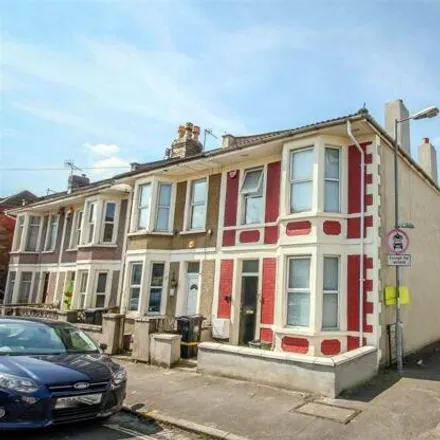 Rent this 6 bed house on 2 Dunford Road in Bristol, BS3 4PW
