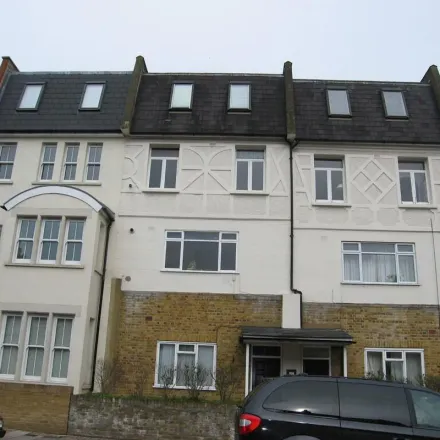 Image 4 - 79 Replingham Road, London, SW18 5LS, United Kingdom - Apartment for rent