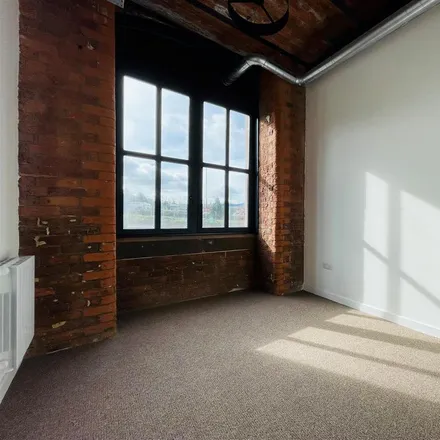 Image 9 - Meadow Mill, Water Street, Stockport, SK1 2BU, United Kingdom - Apartment for rent