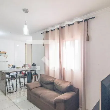 Rent this 2 bed apartment on Rua Otávio Mangabeira in Jardim Ana Maria, Santo André - SP
