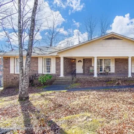 Buy this 4 bed house on 221 Auburn Drive in Alexander City, AL 35010