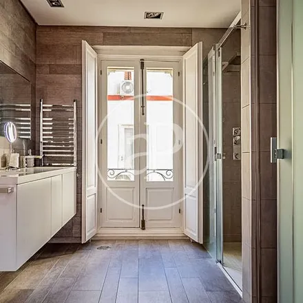 Rent this 3 bed apartment on Carmina in Calle de Don Ramón de la Cruz, 28001 Madrid