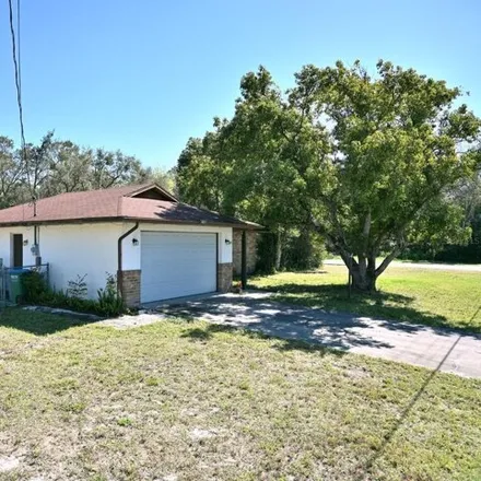 Image 2 - 1561 East Akron Drive, Deltona, FL 32738, USA - House for sale