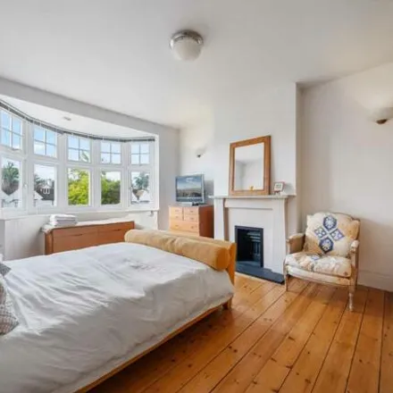 Image 7 - 166 Court Lane, London, SE21 7EE, United Kingdom - Townhouse for sale