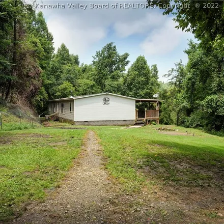 Buy this 4 bed house on I 77 in Kanawha County, WV 25387