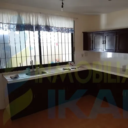 Buy this 3 bed house on Porfirio Diaz in 93360 Poza Rica, VER