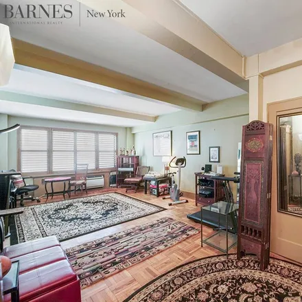 Image 2 - Rockefeller Apartments, 17 West 54th Street, New York, NY 10019, USA - Condo for sale
