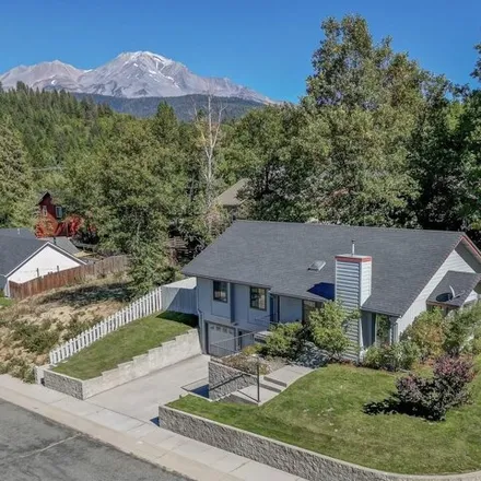 Buy this 3 bed house on 1518 Village Way in Mount Shasta, CA 96067