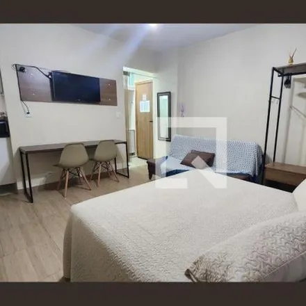 Rent this 1 bed apartment on Rua Cásper Líbero in Pompéia, Santos - SP