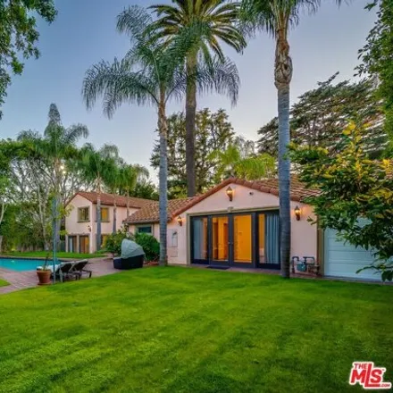 Rent this 5 bed house on 616 North Maple Drive in Beverly Hills, CA 90210