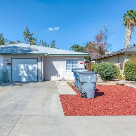 Buy this 2 bed house on 4698 West Ashlan Avenue in Fresno, CA 93722