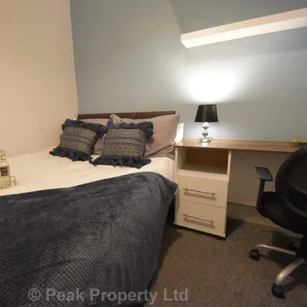 Rent this 1 bed room on Hartington Place in Southend-on-Sea, SS1 2HN