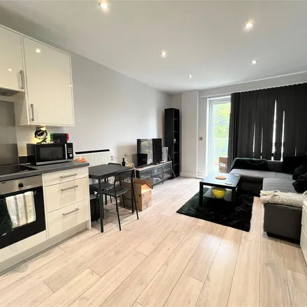 Image 4 - Victoria Avenue, Southend-on-Sea, SS1 9SB, United Kingdom - Apartment for rent