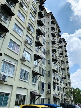 Rent this 3 bed apartment on 2 Jalan BP 14 in Bandar Bukit Puchong 2, 47120 Sepang