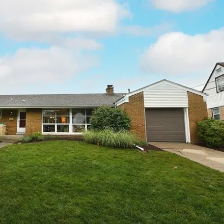 Buy this 3 bed house on 2720 Heather Road in Homewood, IL 60430