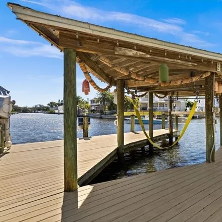 Image 9 - 137 West Martin Luther King Jr Drive, Tarpon Springs, FL 34689, USA - House for sale