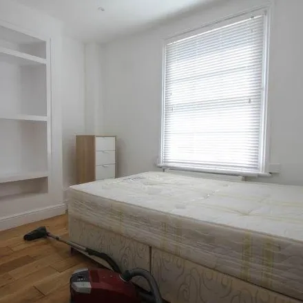 Image 4 - Carol Street, London, NW1 0AY, United Kingdom - Townhouse for rent