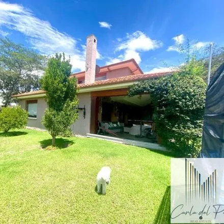 Rent this 4 bed house on Virgen del Quinche in 170902, Tumbaco