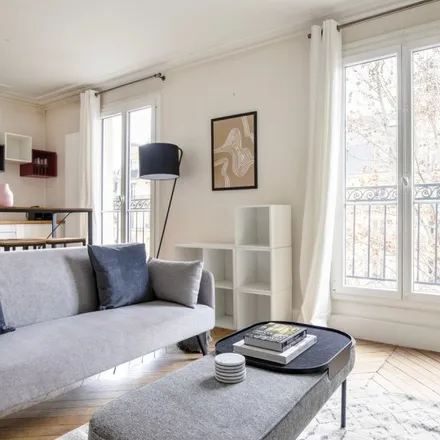 Image 3 - 32 Rue Guillaume Tell, 75017 Paris, France - Apartment for rent