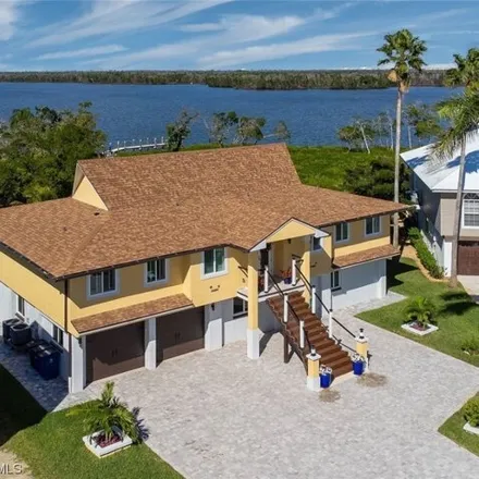 Buy this 6 bed house on 21500 Indian Bayou Drive in Fort Myers Beach, Lee County