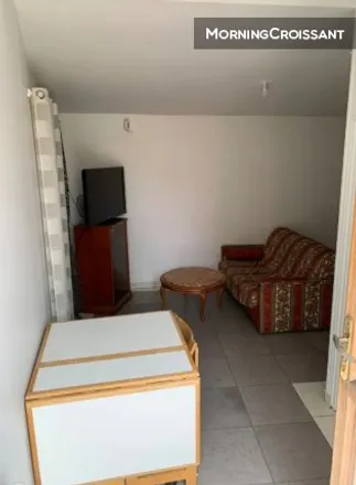 Image 2 - Montgeron, IDF, FR - Apartment for rent