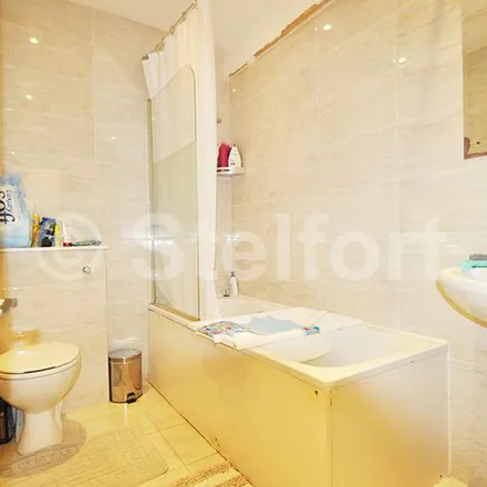 Rent this 1 bed apartment on Professional Plumbing Solution in 282 Court Road, London