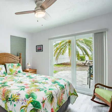 Rent this 2 bed house on Indian Rocks Beach