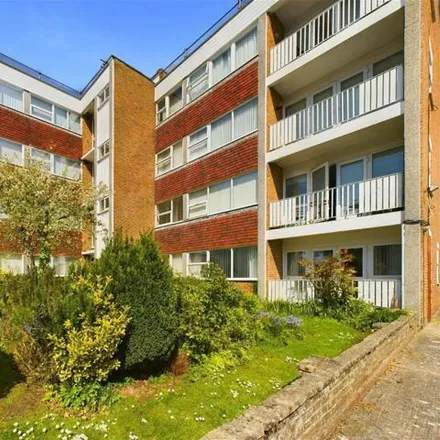 Image 2 - Mill Road, Worthing, BN11 4LA, United Kingdom - Apartment for sale