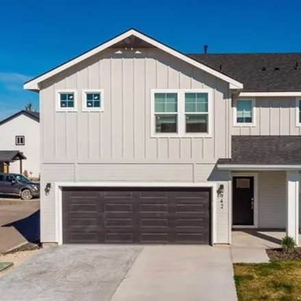 Buy this 4 bed house on 932 West Maryland Avenue in Nampa, ID 83686