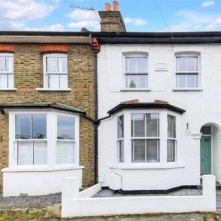 Rent this 3 bed townhouse on 1 Duke Street in London, SM1 3RU