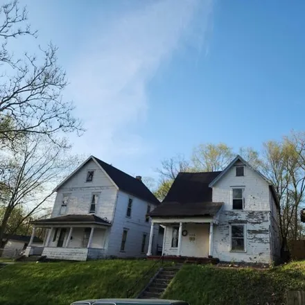 Buy this 3 bed house on 705 West 7th Street in Marion, IN 46953