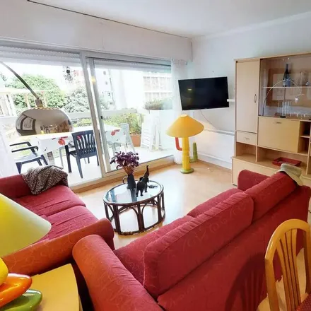 Image 3 - Menton, Rue des Soeurs Munet, 06500 Menton, France - Apartment for rent