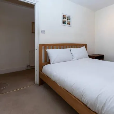 Rent this 1 bed apartment on London in W6 8JF, United Kingdom