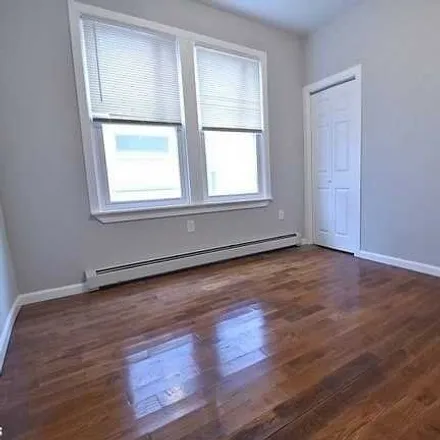 Image 5 - 83 Arsdale Ter Unit 1, East Orange, New Jersey, 07018 - House for rent