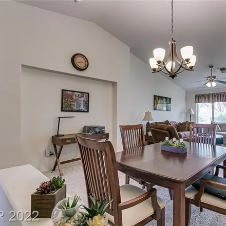 Image 7 - 2212 Spring Water Drive, Las Vegas, NV 89134, USA - Townhouse for sale